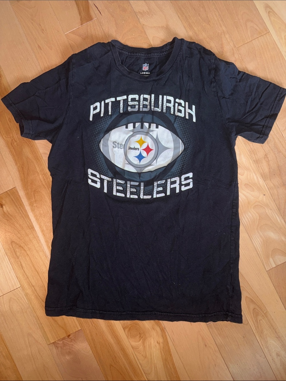 Pittsburgh Steelers Black Graphic Tee YL